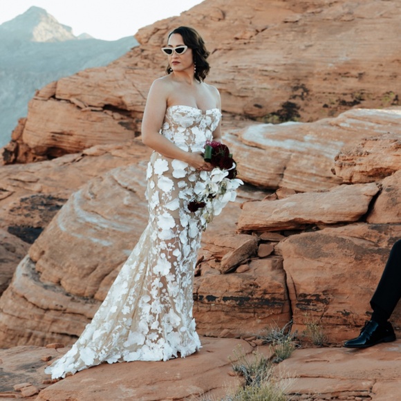 Bronx and Banco Jasmine Bridal Gown - Picture 9 of 10